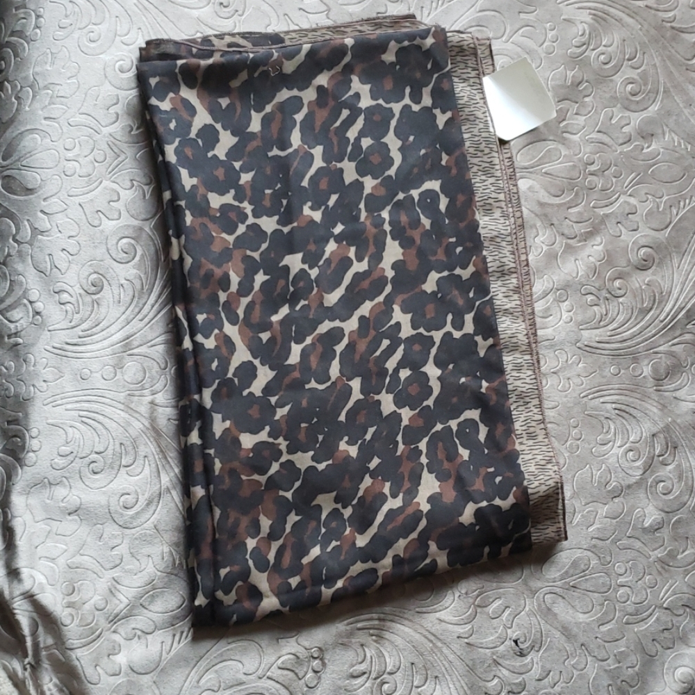 Scarf - Picture 5 of 5